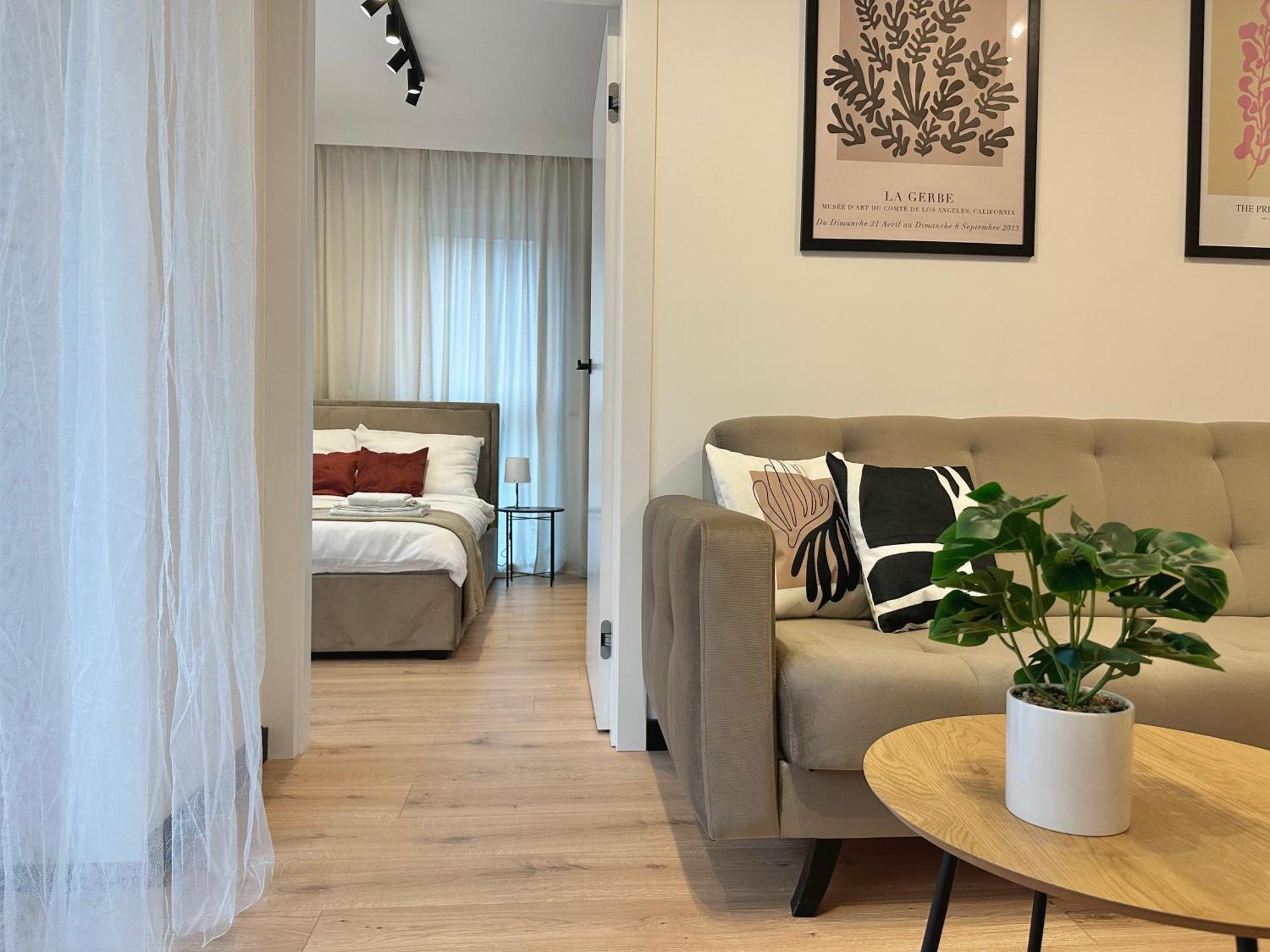 Tramwajowa By Citynest Apartment *